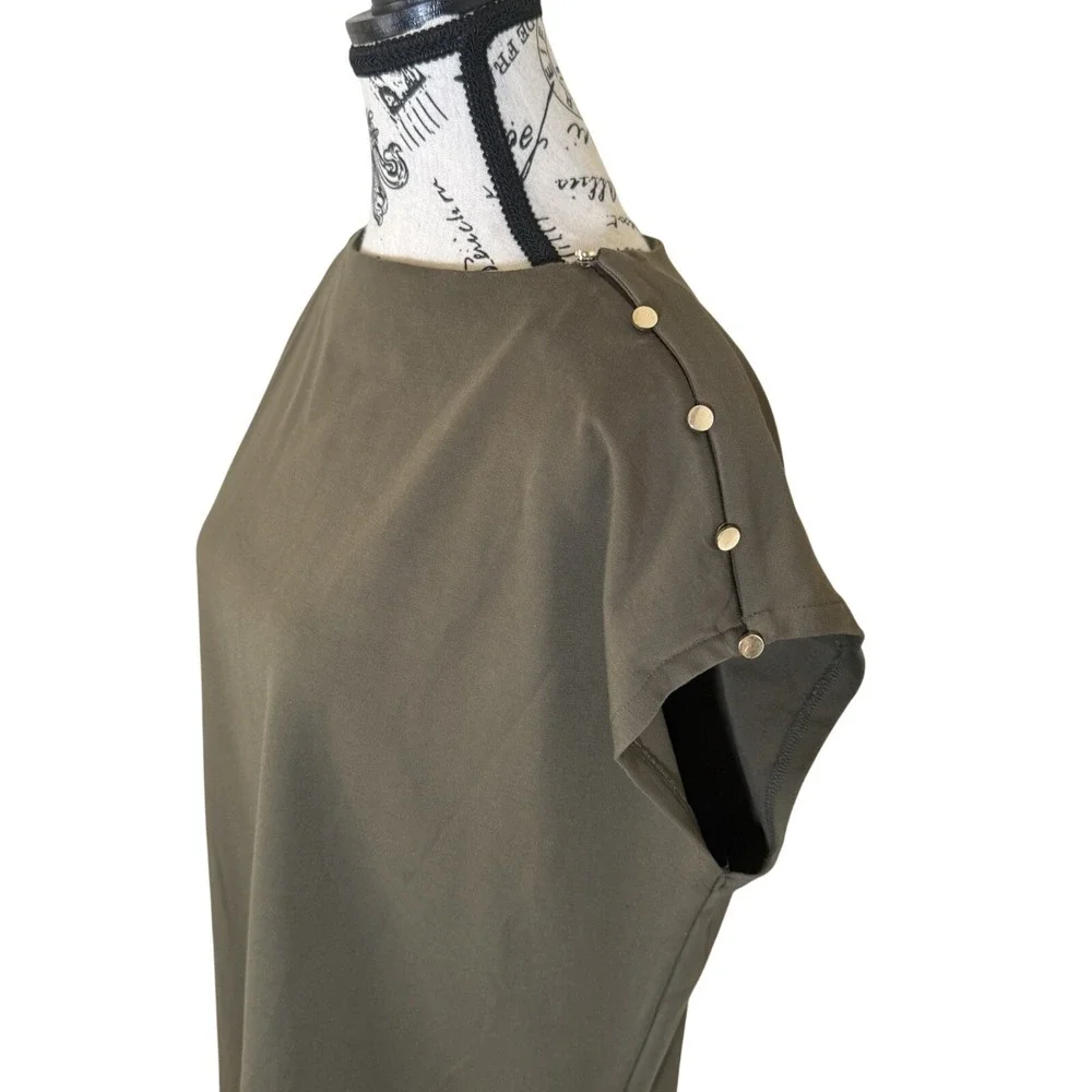 Ann Taylor Olive Green Blouse Women Size L Cap Sleeve Button Shoulder Work Top